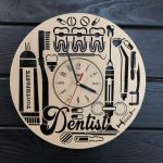 Ceas Dentist 01 Personalizat din Lemn