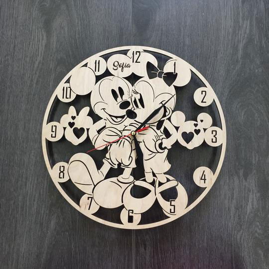 Ceas-Mickey-Mouse-din-Lemn-02-Personalizat