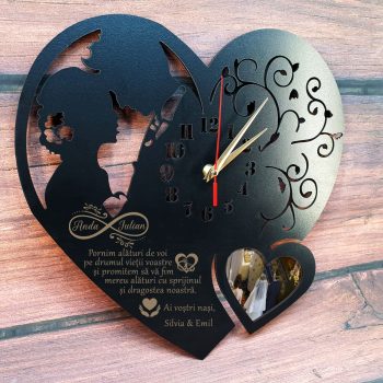 Ceas Pentru Fini Inima cu Poza Gravat Personalizat