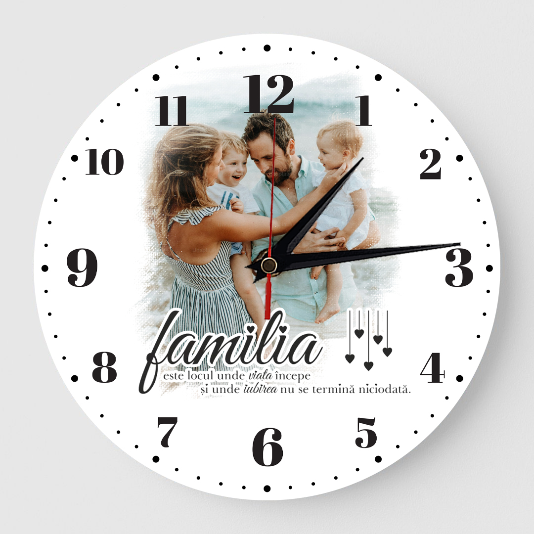 Ceas personalizat cu poza Familia 01