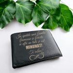 Portofel personalizat barbati gravat in spatele unei familii, piele naturala
