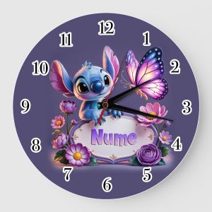 Ceas personalizat cu nume – model Stitch & fluture