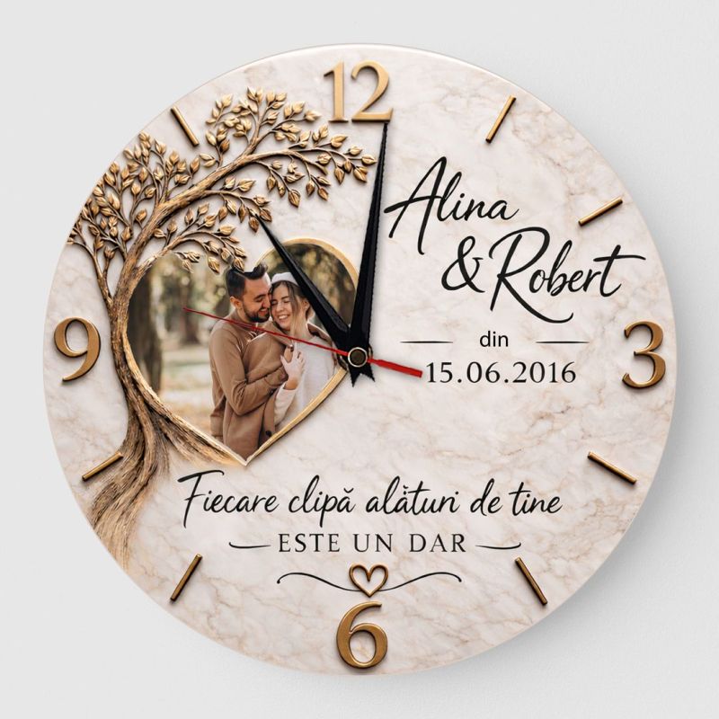 Ceas personalizat cu fotografie și nume – Copacul Iubirii Ceas personalizat cu fotografie și nume – Copacul Iubirii